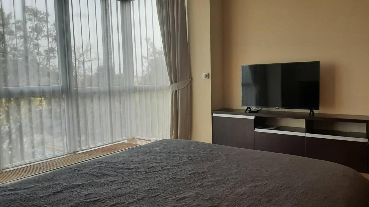 Апартаменты Jaukus Apartamentai Шяуляй Экстерьер фото